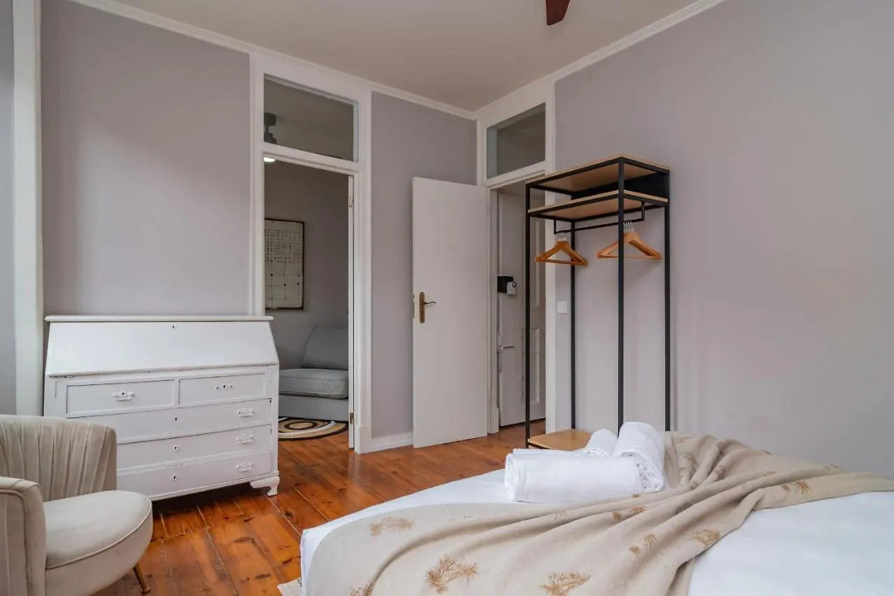 Charming Tram 28 Apartment By Lovelystay Lisbon