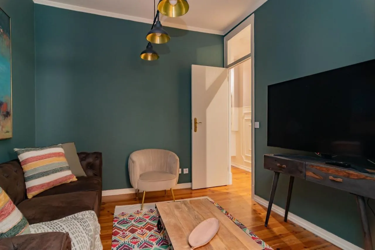 Charming Tram 28 Apartment By Lovelystay Lisbon